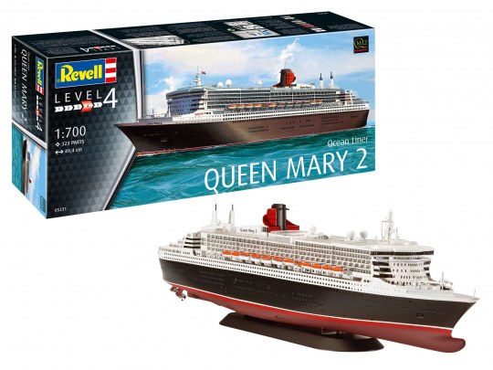 Ocean Liner Queen Mary 2-05231