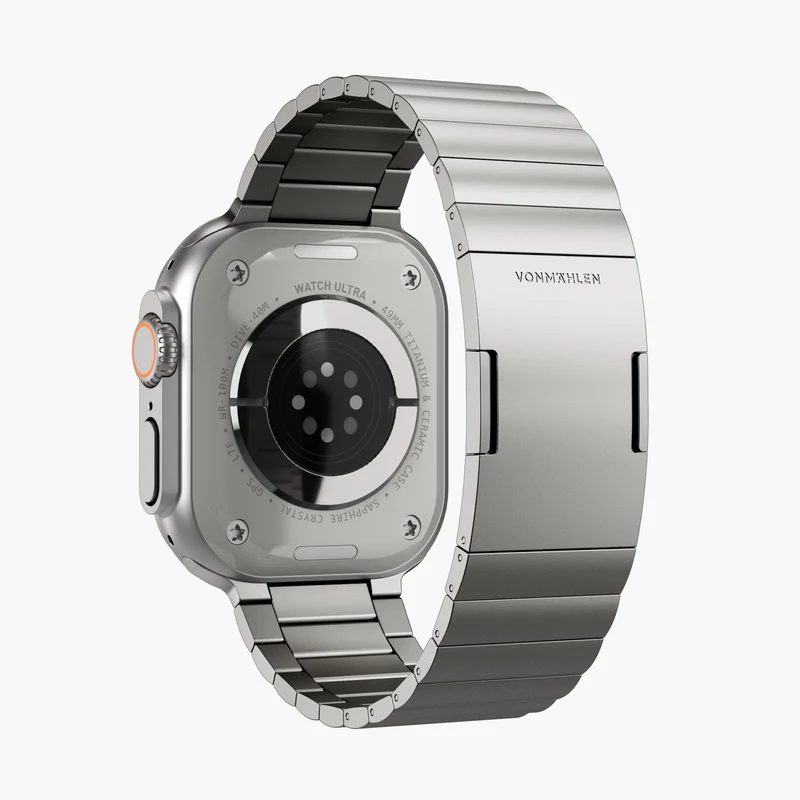 Link   Bracelet   Pro   Titanium_ Apple Watch